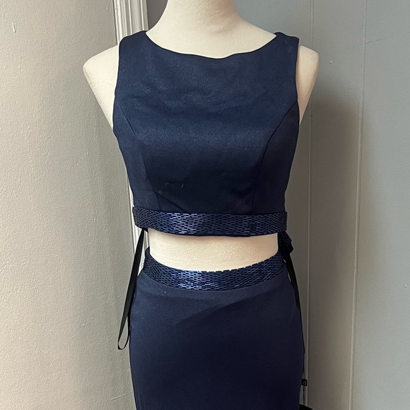 Lucci Lu Navy Blue Prom Dress - Picture 3 of 8